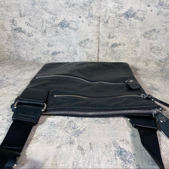 MARGOT BLACK LEATHER MOTO STYLE CROSSBODY PURSE - Picture 6 of 13